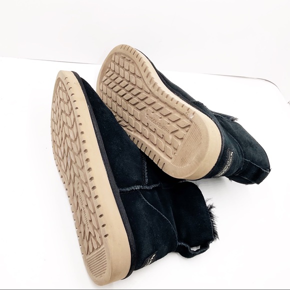 {UGG-Koolaburra} Classic Short Suede Winter Boots - Picture 13 of 16